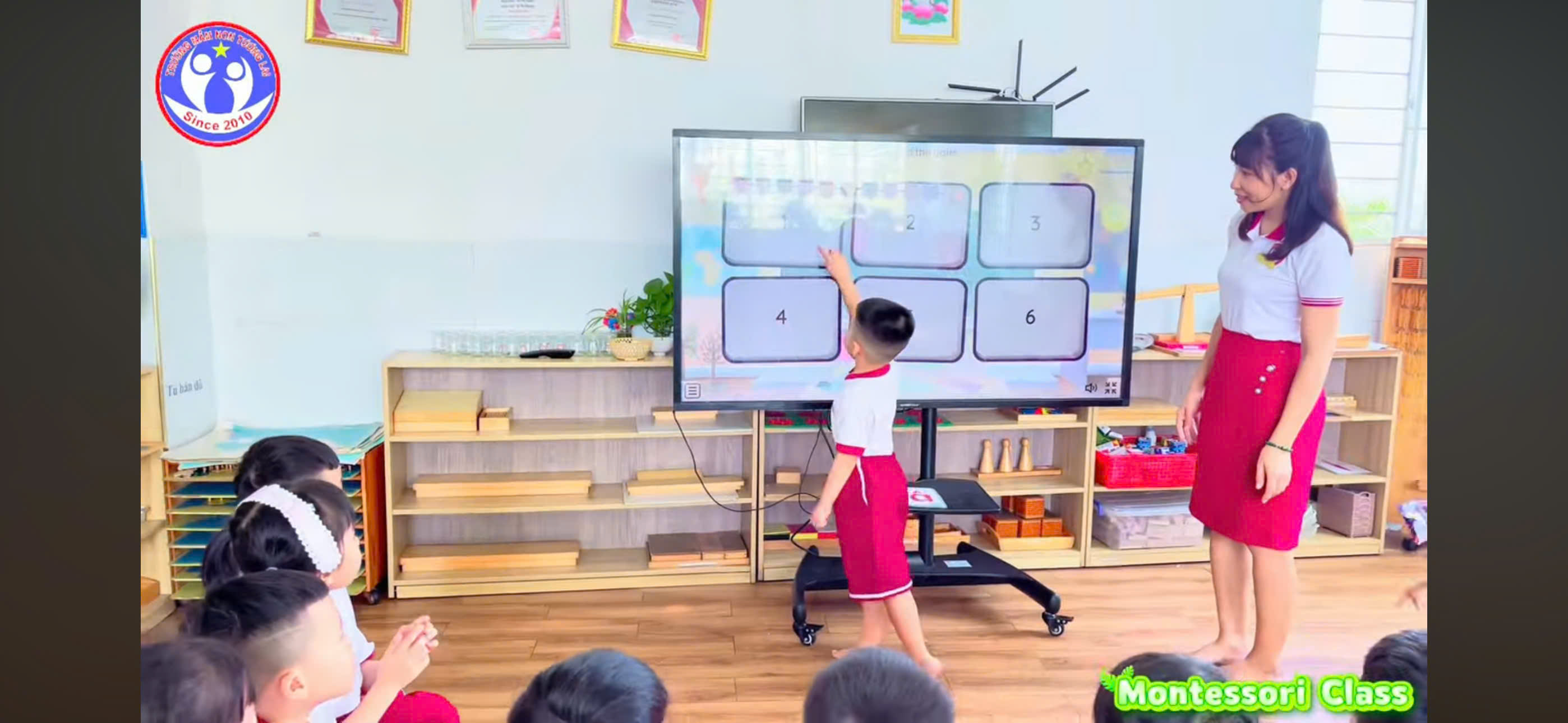 BÉ HỌC CÙNG TRÒ CHƠI TƯƠNG TÁC 