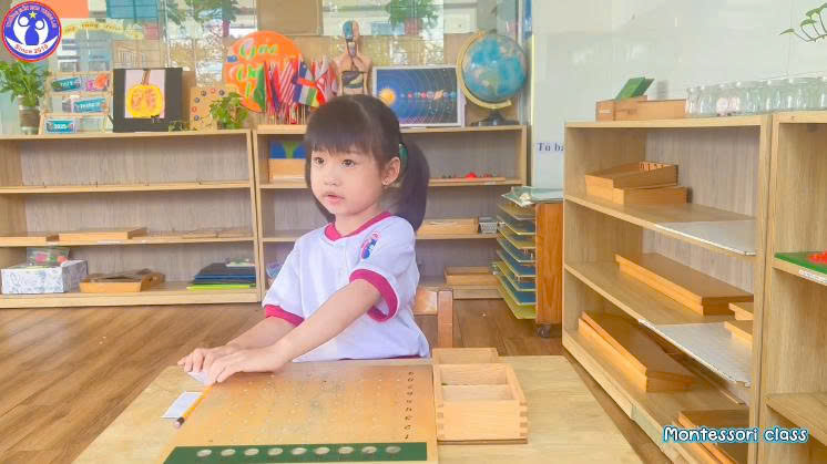 MONTESSORI GÓC TOÁN HỌC