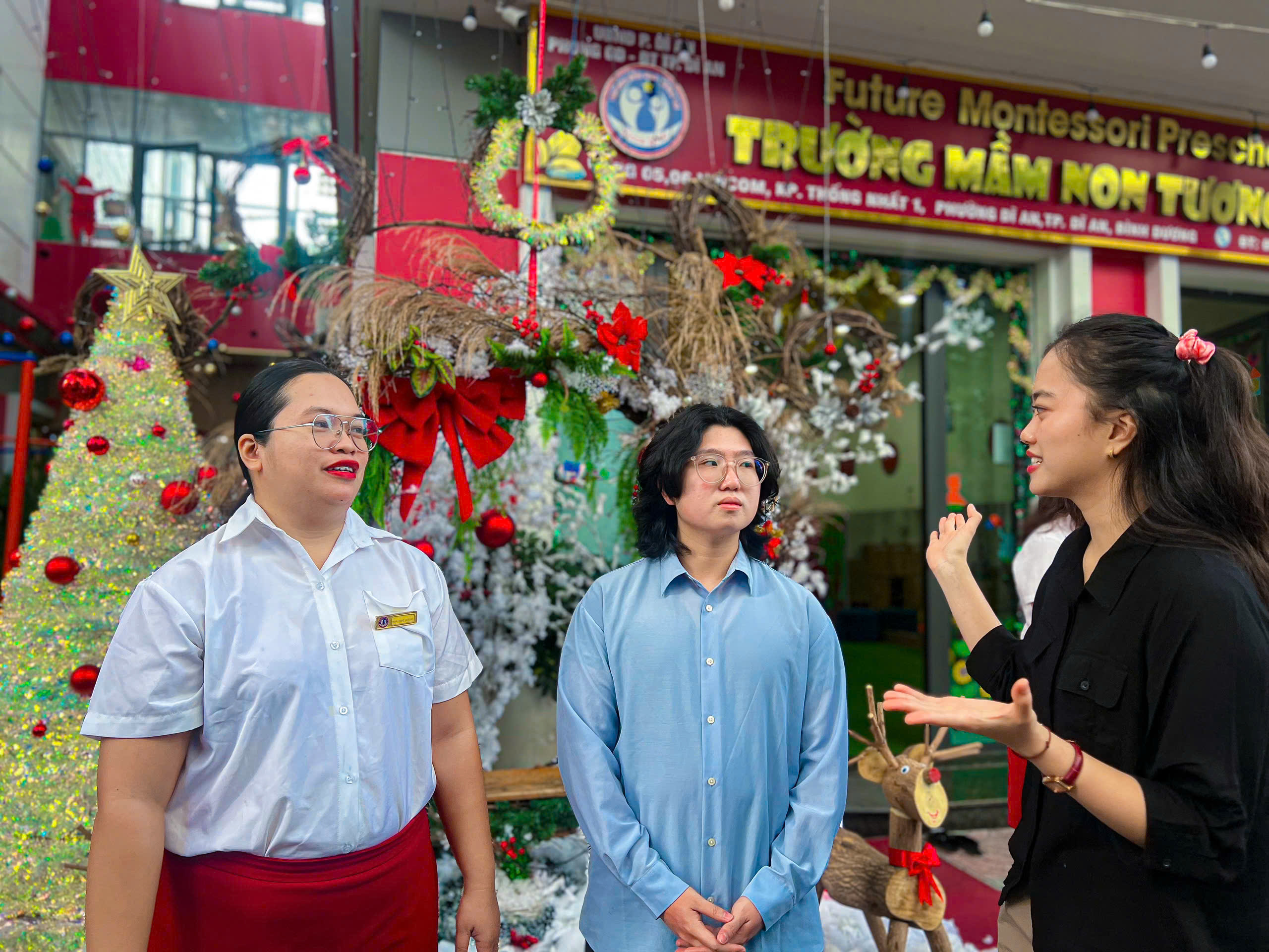 MÔI TRƯỜNG GIÚP CON MẠNH DẠN-TỰ TIN KHI TIẾP XÚC VỚI THẦY, CÔ ĐA QUỐC GIA